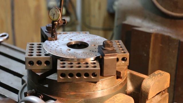 Machining Dividing Head Index Plates: Drilling Hole Patterns смотреть онлайн