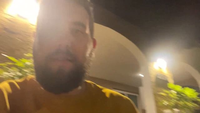 Daily Vlogging | Friendly Cat Neighbor - Vlog #340