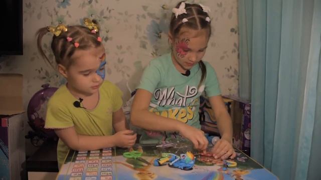 Лошадка с каретой и Эквестрия Герлз