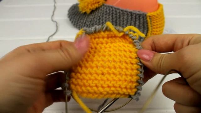 DIY knitting: самый простой способ вязаных тапочек. Как связать носочки за вечер смотреть онлайн
