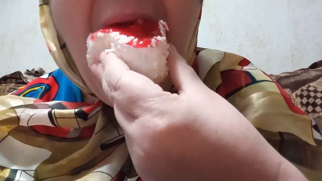 СЕРДЦЕ/МУКБАНГ/, пирожное