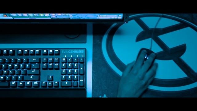 SteelSeries ✕ Evil Geniuses Product Line смотреть онлайн