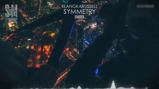 Klangkarussell - Symmetry