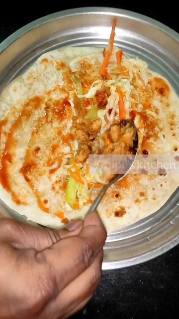 Spicy & Tempty Chicken Rolls #shorts #youtubeshorts