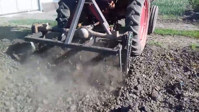 Почвофреза на Т25