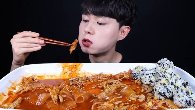 무뼈닭발 중국당면 주먹밥 먹방ASMR MUKBANG SPICY CHICKEN FEET & RICE BALLS 辛い鶏の足おにぎり Ayam Mie Gà ไก่ Eating Sound