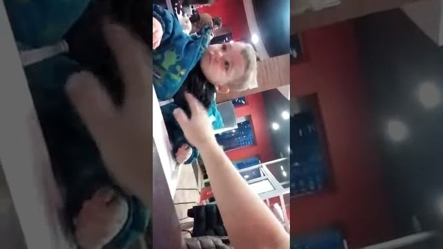 Дети засыпают.Приколы с детьми смотреть онлайн