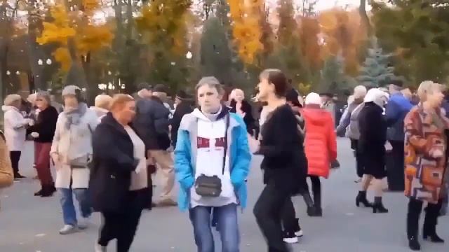 ЖИВЕТ ЖИВЕТ В ЭТОМ ДОМЕ ГАЛИНА смотреть онлайн