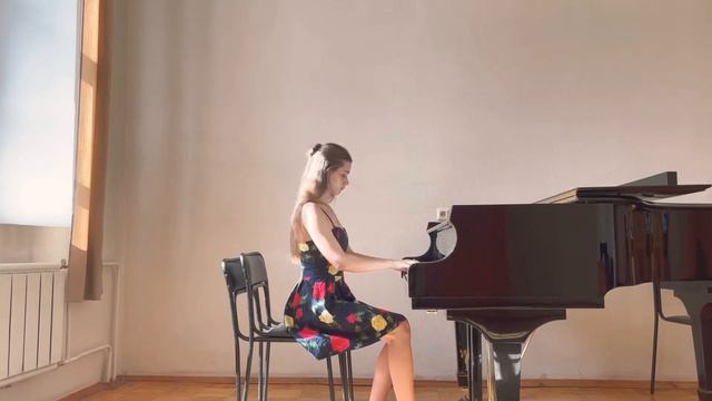 А.К.Глазунов- Сонатина ( Гарехт Адель КСИ 3 курс)
