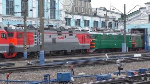 ТЕПЛОВОЗ И СПЛОТКА ЭЛЕКТРОВОЗОВ "КРАСНОЯРСК ГЛАВНЫЙ"