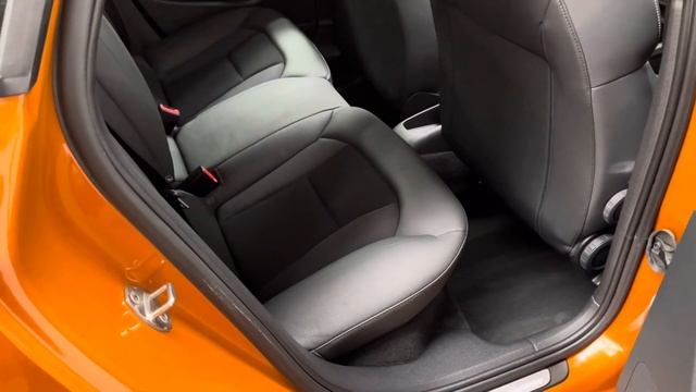 Audi A1 S Line смотреть онлайн