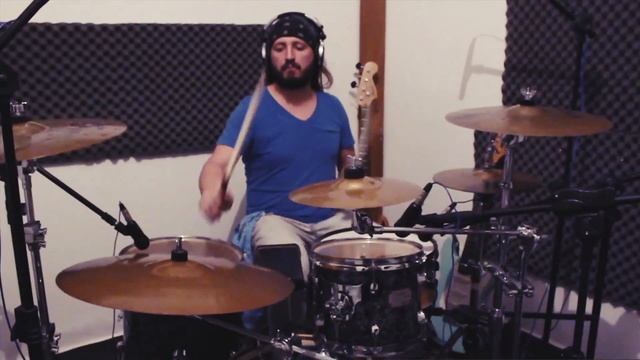 Deck Music - Fernando Borsato - Kansas - Carrie On Wayward Son - Drum Cover смотреть онлайн