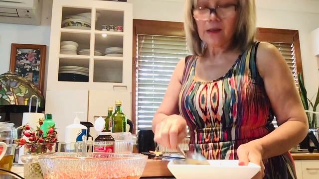 How to make Rosehips oil from my garden. смотреть онлайн