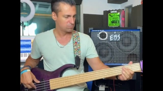 @CharlieMorenoMusic on Instagram - Wild Bass vol.1 смотреть онлайн