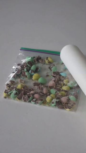 Filling Mini Egg Macarons | #youtubeshorts