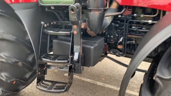 Case IH Maxxum 140 Tractor