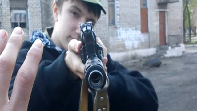 Серега Пират - не смог пройти мимо 4 гопников смотреть онлайн