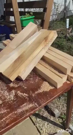 Клетка для бройлеров своими руками на даче. Фильм 1.