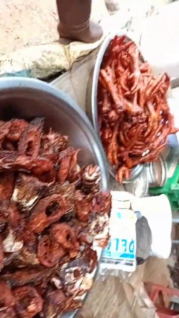 Roadside Chappal Price