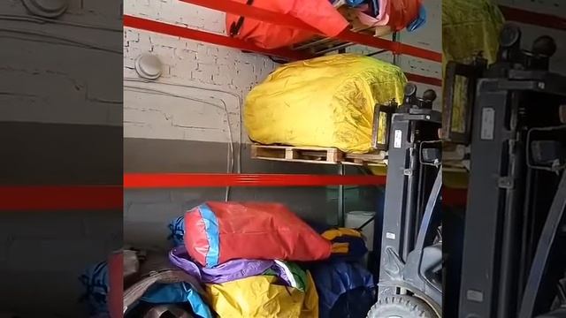 Погрузка надувного батута для хранения смотреть онлайн