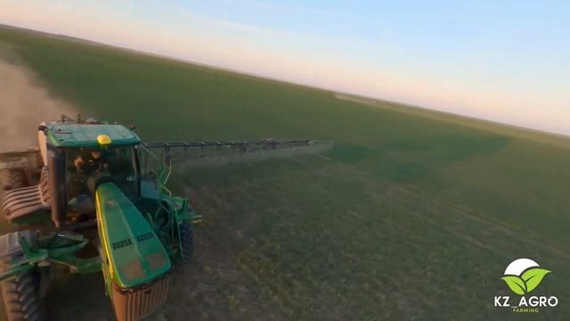 Химпрополка. John Deere 4930 смотреть онлайн