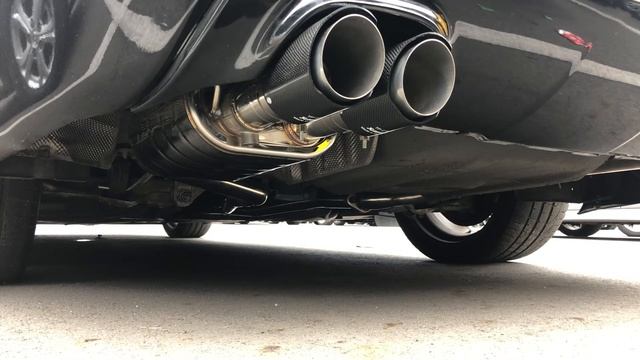 BMW E60  Exhaust RESONATOR DELETE + X-pipe