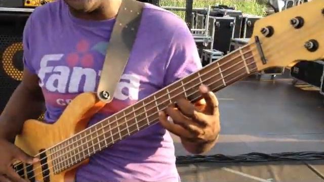 Solomon Dorsey and Markbass смотреть онлайн