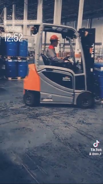 водитель погрузчика смотреть онлайн