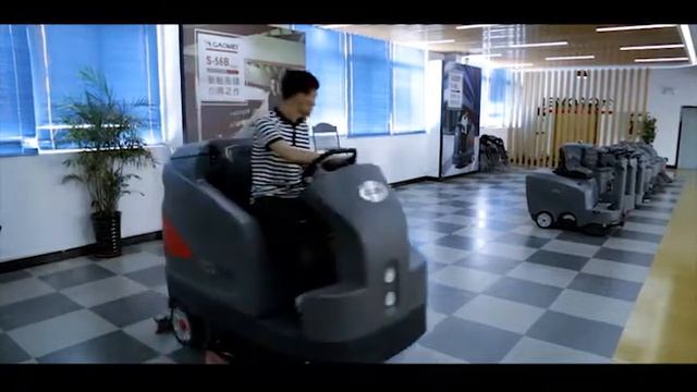 GM-230 Smart Floor Scrubber Operation Video смотреть онлайн