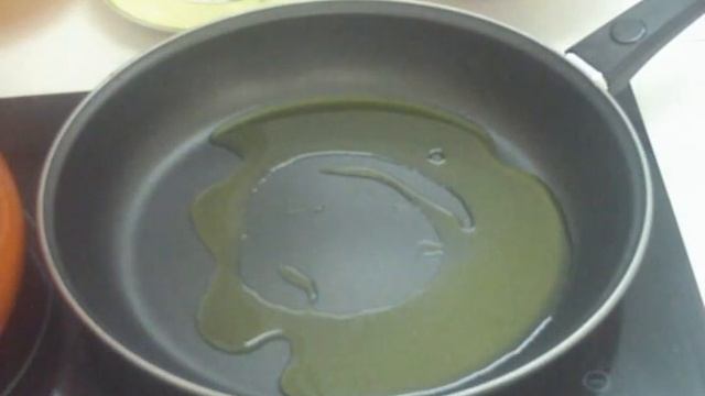 Espaguetis con gambas y mejillones en salsa picante смотреть онлайн