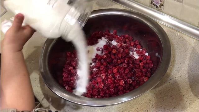 Əzilmədən Hazırlanan Moruq(Malina)Mürəbbəsi😍-Hazırlanması смотреть онлайн