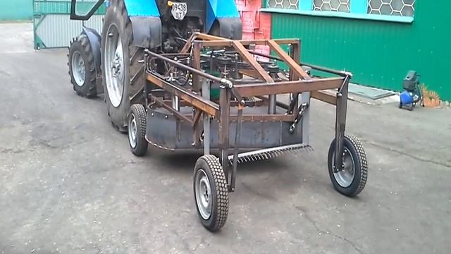 Испытание обрезчика ботвы с пассивным подкапывателем ОБПП-1,6/1,4, часть 1