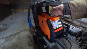 ПРИРУЧИЛИ ОГНЕННУЮ ЛИСУ / СВАРОЧНЫЙ ПОЛУАВТОМАТ INVERMIG 200 DP FoxWeld /НРАВИТСЯ