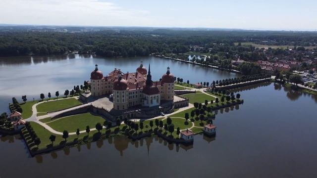 Moritzburg ( Drohne DJI mini 2 und Google Pixel 7 Pro ) смотреть онлайн