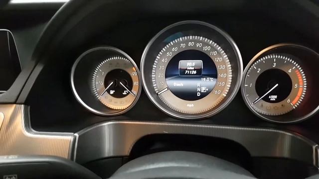 MERCEDES-BENZ E CLASS 2.1 E220 CDI SE 4d AUTO 168 BHP (BG13 NHC) смотреть онлайн