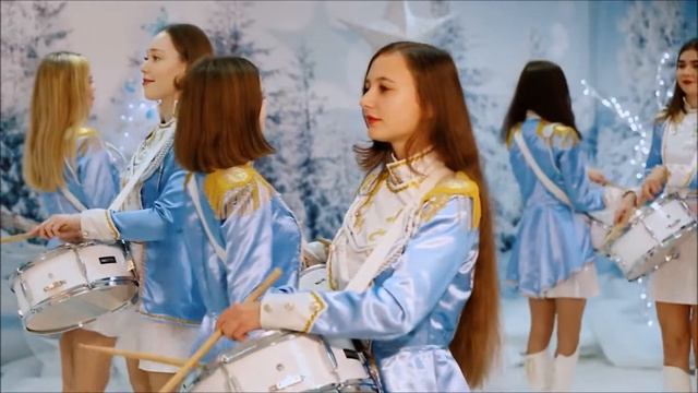Ансамбль мажореток "Lady Vi" - Show drums смотреть онлайн