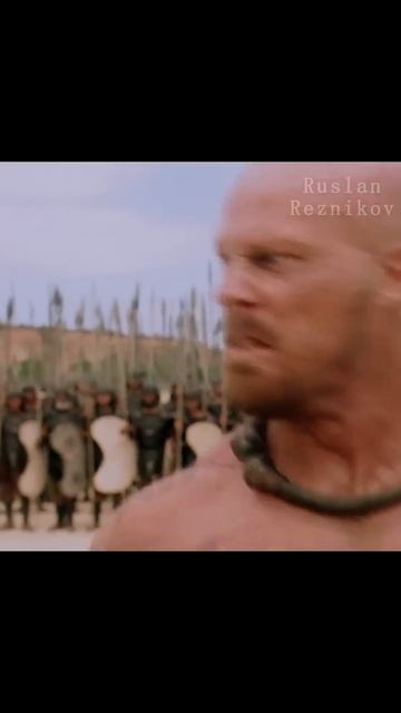 Дуэль Ахиллеса и Здоровяка Боагриуса | Троя #shorts смотреть онлайн