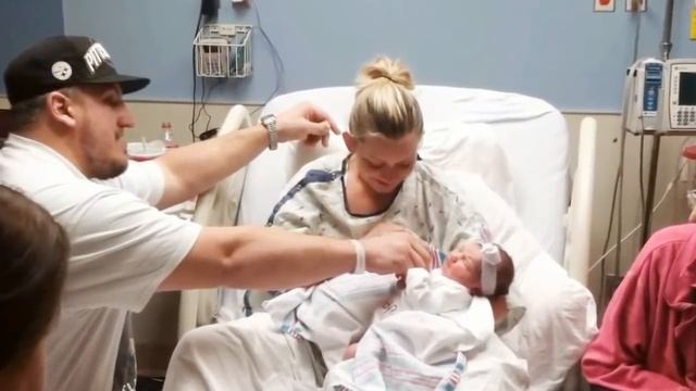 As This Mother Cradled Her Newborn, She Saw A Hidden Message Beneath The Baby’s Blanket