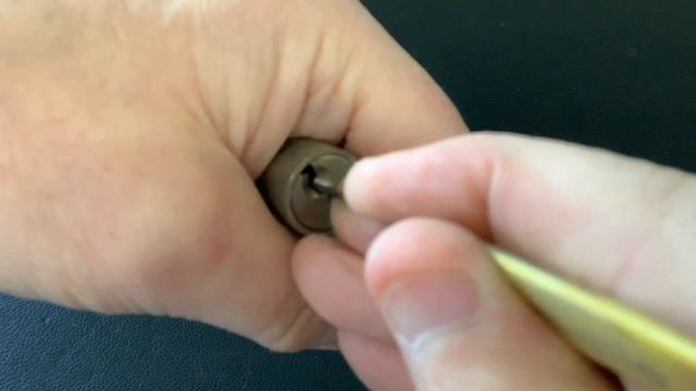 462. IDC 5 Pin Euro Cylinder Lock Picked Open With Homemade Hacksaw Blade Pick