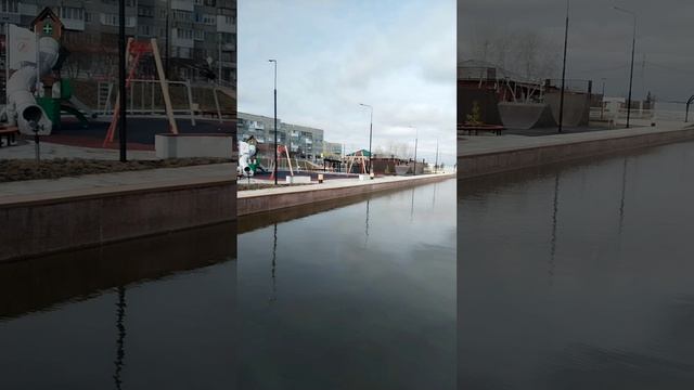 У Вани шизофрения. Гуляем в городе.