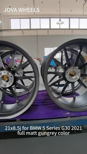 Manufacture 21" gungrey rims for BMW 5 Series G30 2021 смотреть онлайн