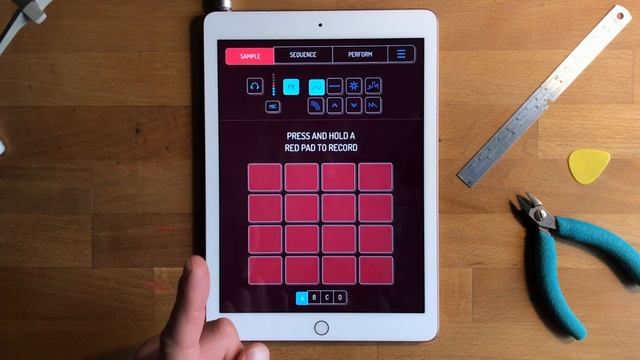Koala Sampler Mic FX Tutorial смотреть онлайн