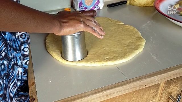 How To Make Delicious Donuts(Classic Donuts)