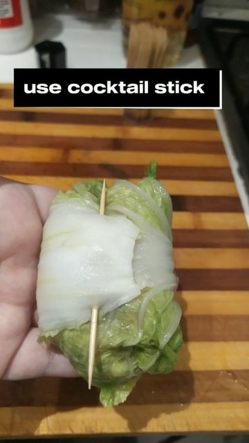 Chinese leaf cabbage stuffed with chicken mince in tomato sauce #food #foodlover #chicken #cooking смотреть онлайн