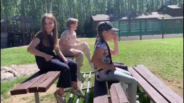 3 отряд. Репортаж с футбольного матча "Украина - Англия" смотреть онлайн