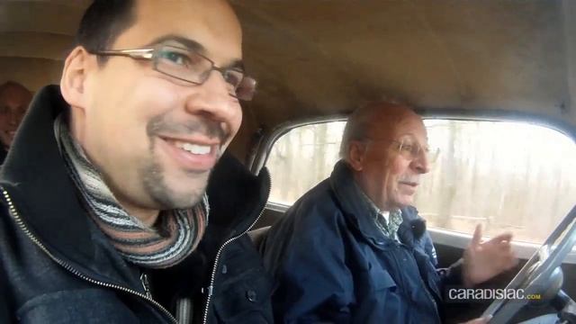 Vidéo - Citroën Traction Avant de 1954 vs Citroën DS5 de 201 смотреть онлайн