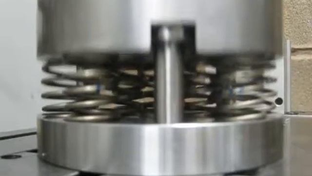 AM automotive spring mola automotiva fatigue test cenic x264 смотреть онлайн