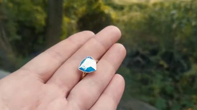 Колечко с настоящим кристаллом Сваровски смотреть онлайн