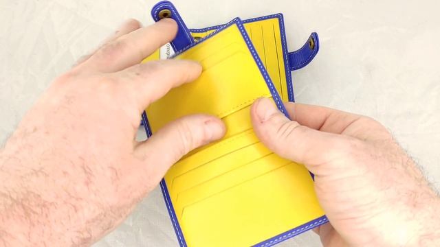 Чехол-портмоне для кредитных карт с RFID-защитой. 2 отделения для купюр +8 карманов для кредиток NF