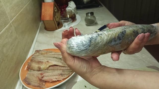 РЕЦЕПТ рулет из СКУМБРИИ. Заготовки впрок.